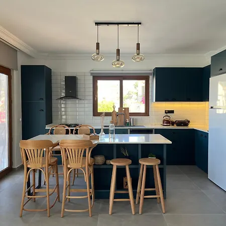 Deniz Villa *